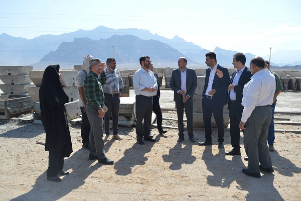 بازدید شهردار و اعضای شورای اسلامی شهر اشکذر از پروژه های عمرانی سازمان همیاری شهرداری های استان