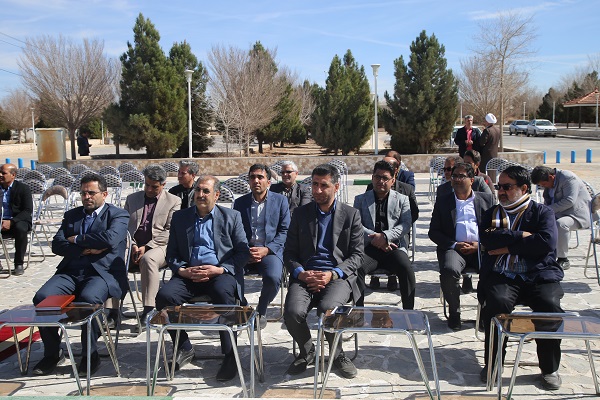 افتتاح چمن مصنوعی پارک بزرگ شهر اشکذر