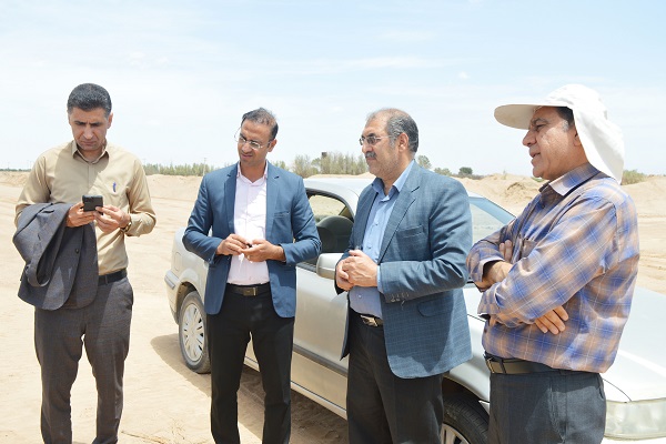 بازدید سرپرست شهرداری و اعضای شورای اسلامی شهر اشکذر از پروژه نهضت ملی مسکن