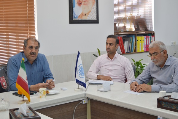 نشست بررسی مسائل و مشکلات پروژه آمفی تئاتر شادروان کلانتریان پارک بزرگ شهر اشکذر