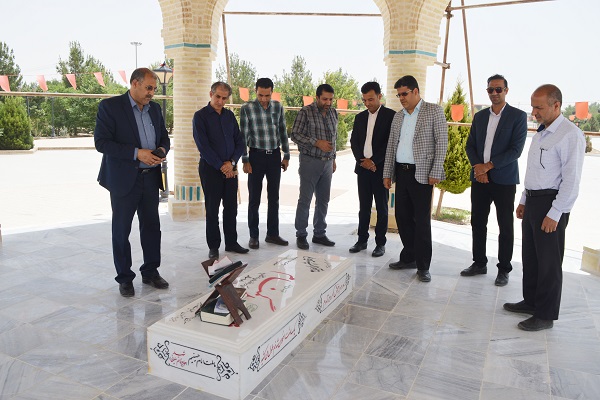 نشست مشترک گروه نظارت و ارزیابی عملکرد استانداری یزد با سرپرست شهرداری اشکذر