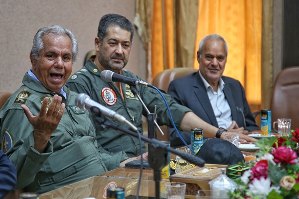 تجلیل از خلبان محمدرضا زارع نژاد اشکذری