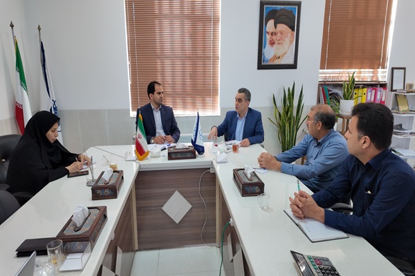 نشست هم اندیشی واحدهای شهرداری اشکذر با محوریت مقررات مالی