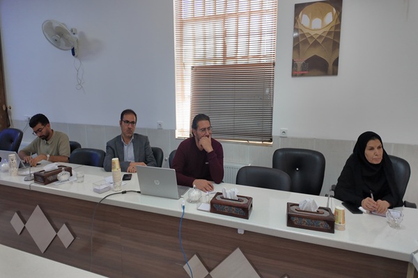 نشست هم اندیشی واحدهای شهرداری اشکذر با محوریت مقررات مالی