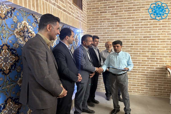 آیین تجلیل از فعالین حوزه رسانه شهرستان اشکذر