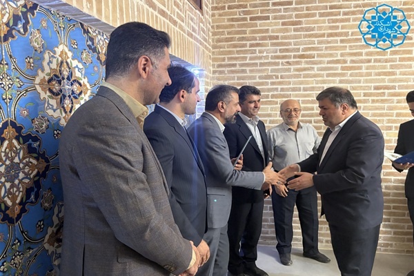 آیین تجلیل از فعالین حوزه رسانه شهرستان اشکذر