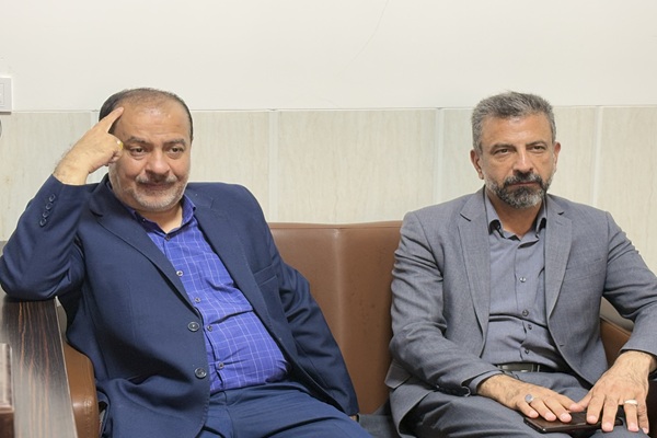 بازدید سر زده معاون استاندار از شهرداری اشکذر