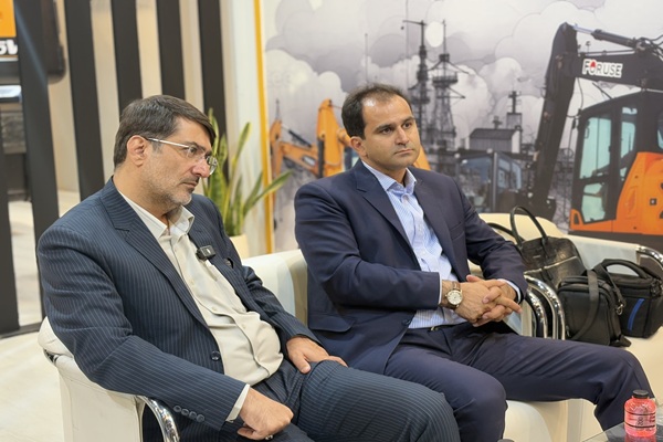 بازدید از چهاردهمین نمایشگاه تخصصی مبلمان و خدمات شهری